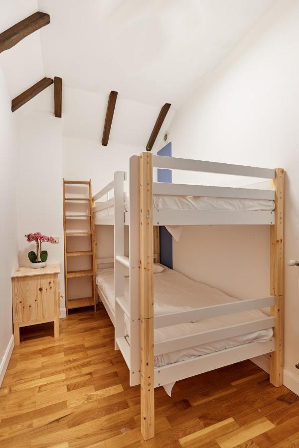 Tuapartamento Centro Estafeta Deluxe Apartment Pamplona Luaran gambar